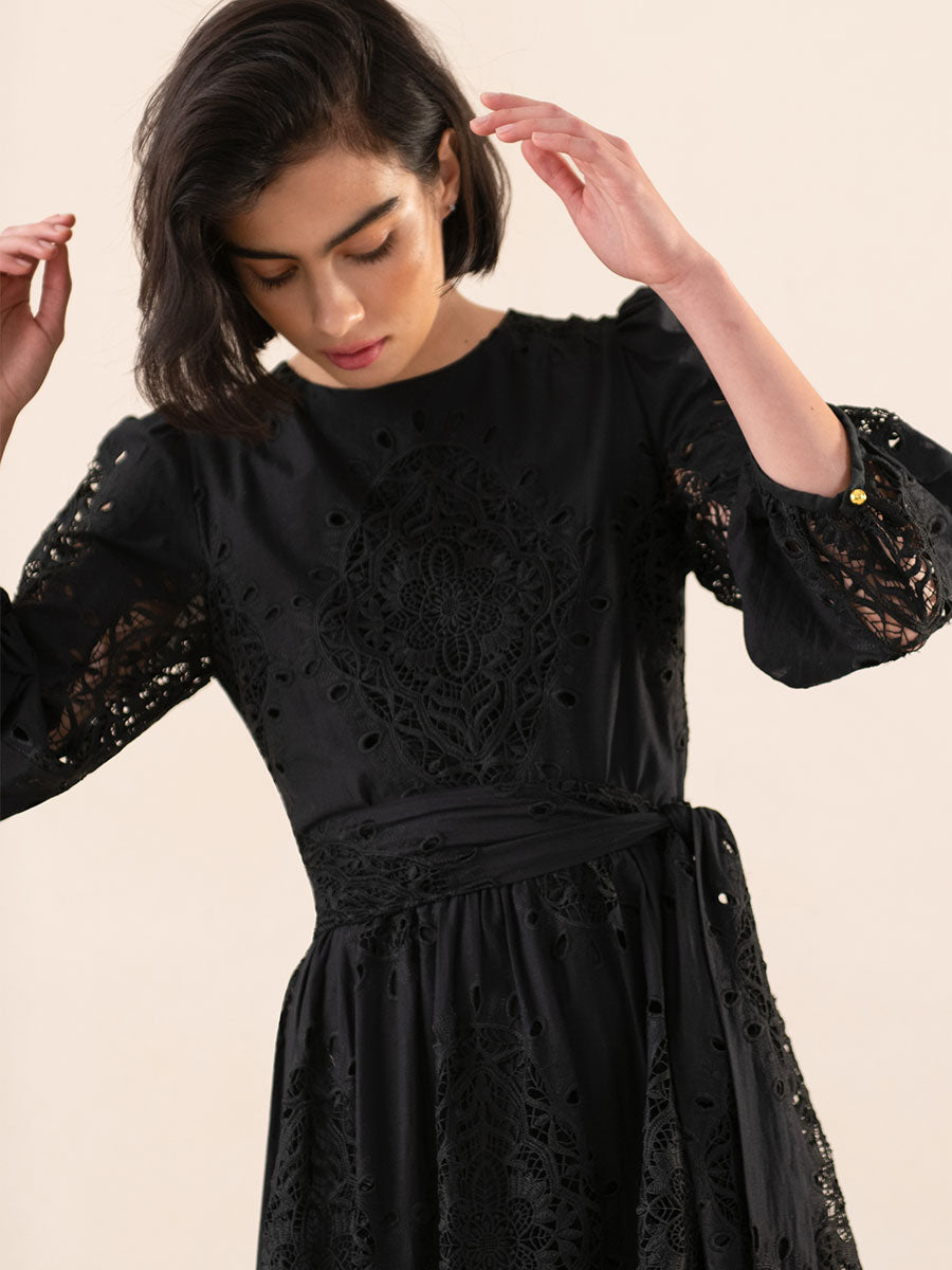 Constance Broderie Anglaise Midi Dress - Black media 5